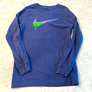 New! Nike Sz Small Long Sleeve Tee